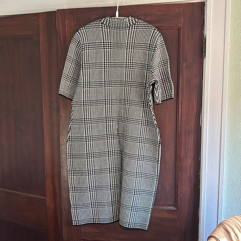 Chaps Black and White Checkered Midi Dress - Picture 4 of 4